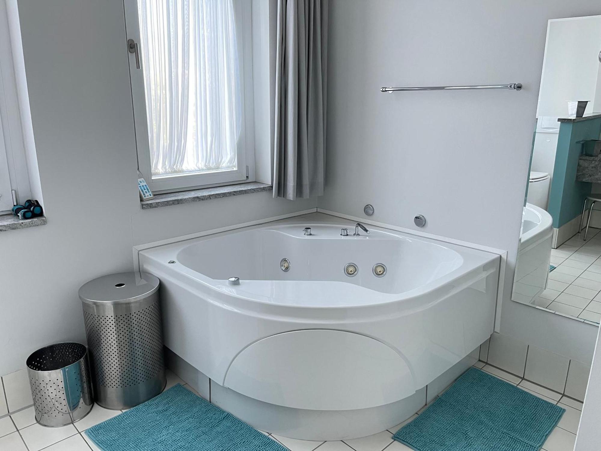 Whirlpool & Relax Suite Am Waldschloesschen Дрезден Екстер'єр фото